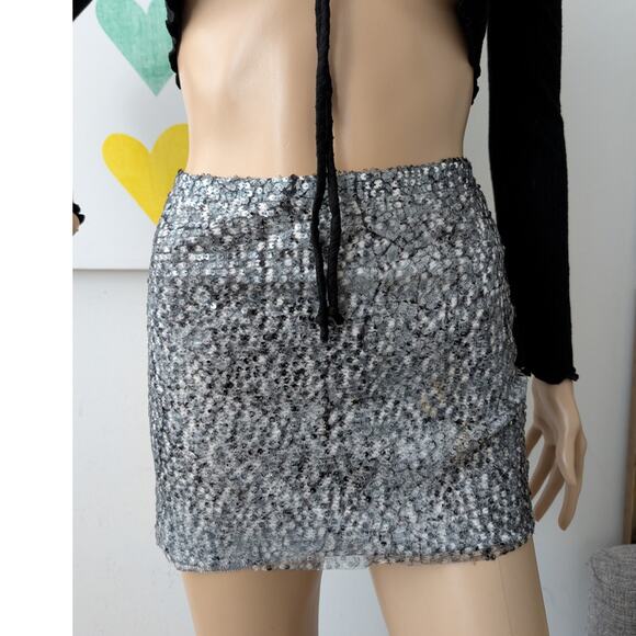 guess sequin mini skirt - Picture 1 of 10